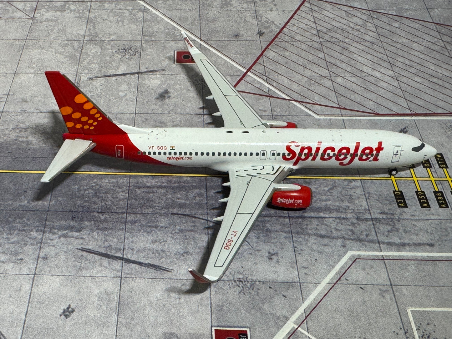 VT Jets SpiceJet Boeing 737-800